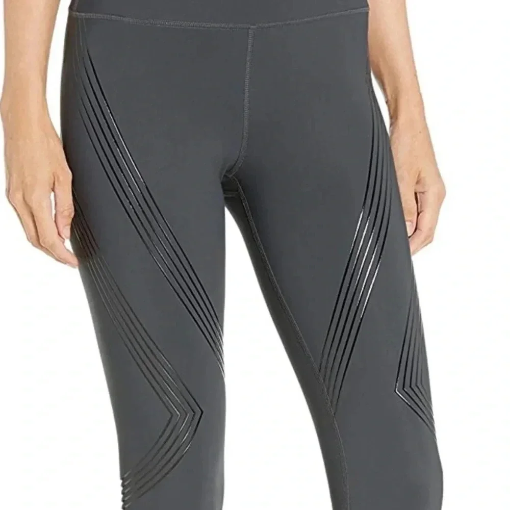 Alo Yoga High-Waist Vapor Legging in Rise Anthracite Size XS